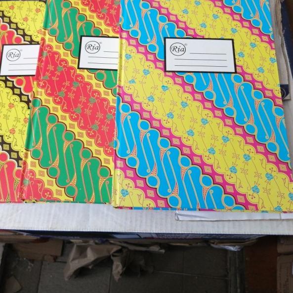 

♛ Buku tulis folio bergaris isi 200 lembar RIA murah meriah ✫