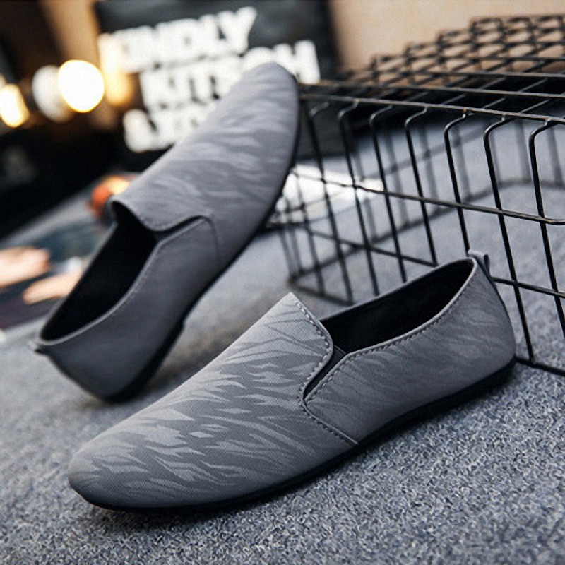 Mainland Sepatu Slip On Pria Casual Sepatu Formal Kerja Pantopel Fashion Cowok MR214