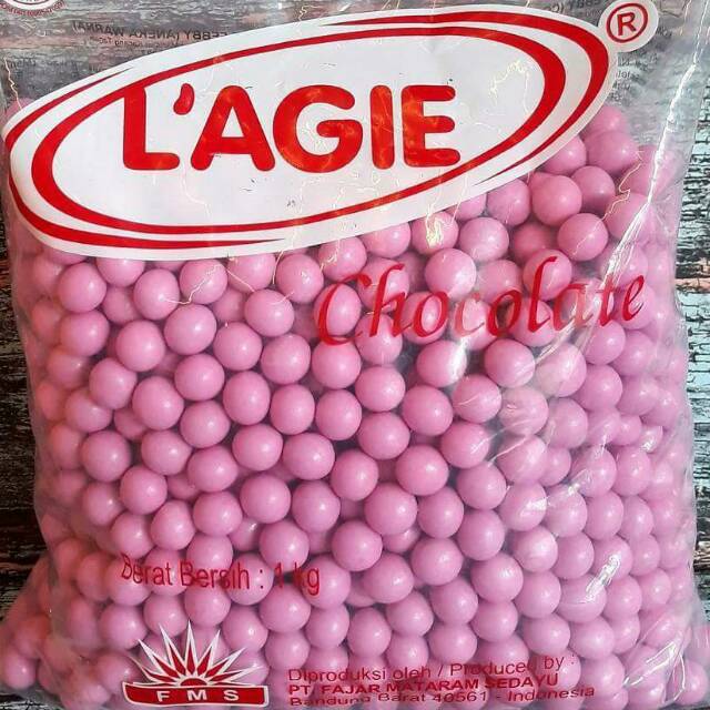 

Coklat biskuit lagie miniball pink 1000 gram,cemilancoklat,cemilananak