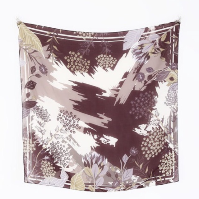 Hijab By Radwah Vs Ayudiah