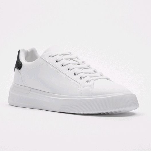 white low sneakers