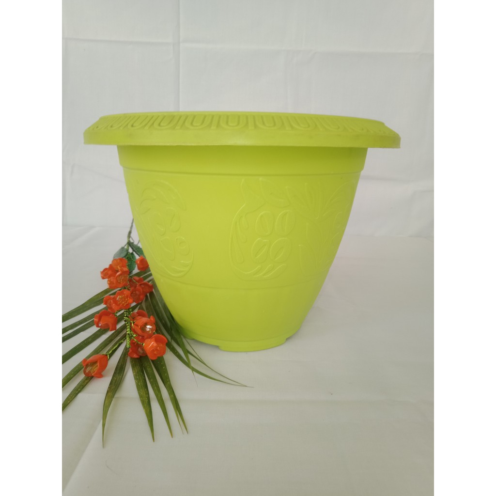 Pot plastik lucky star hijau