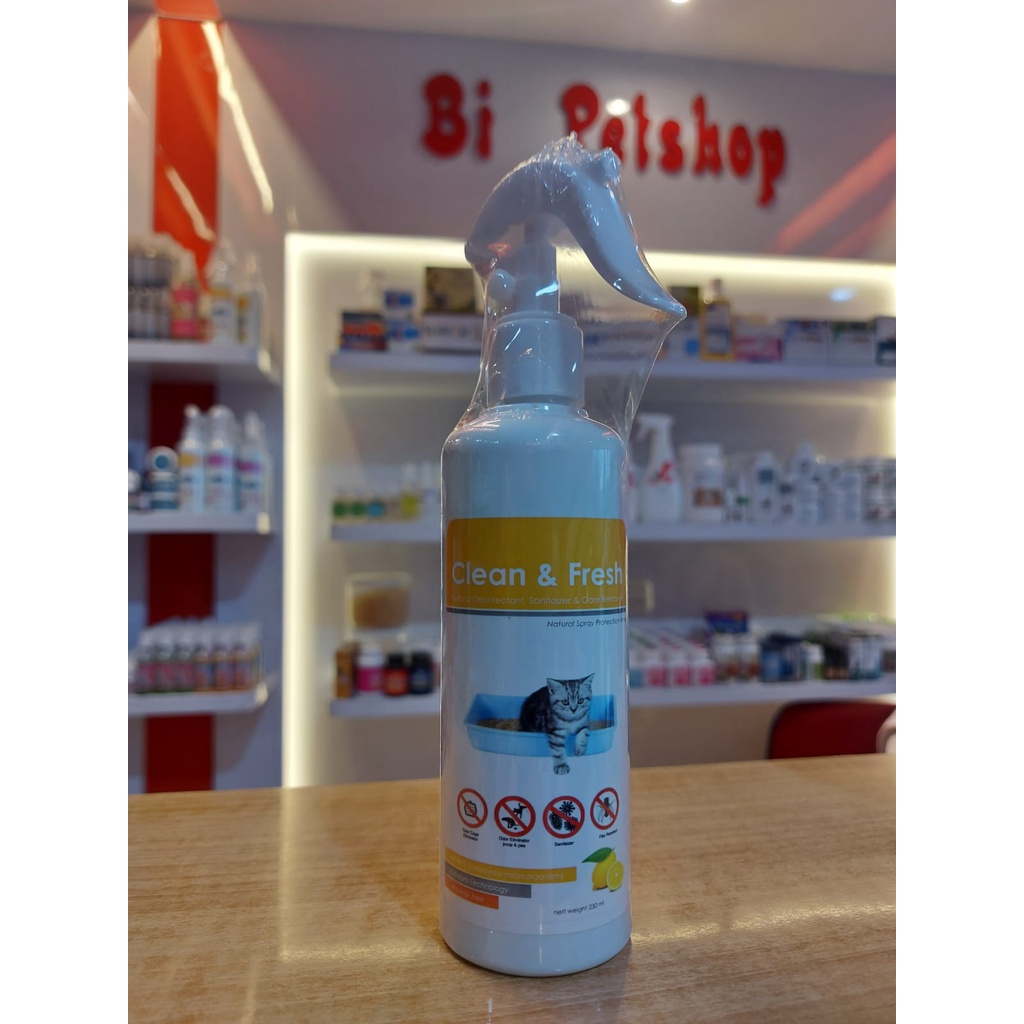 Fresh and Clean SPRAY 230 ml semprotan desinfektan kandang dan penghilang bau hewan