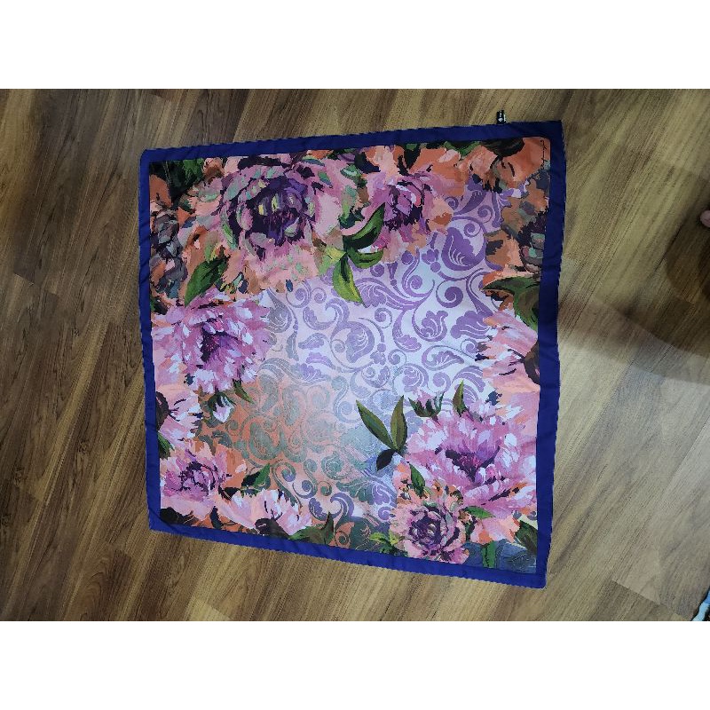 Jilbab Segi Empat by Dafanya preloved