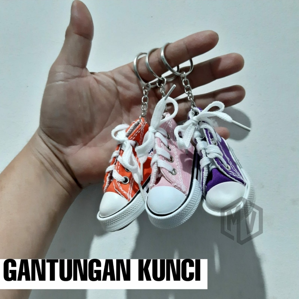 GANTUNGAN KUNCI MOTOR AKSESORIS KUNCI BARANG IMPORT MODEL SEPATU MINI COCOK UNTUK SEMUA JENIS KUNCI BARANG RINGAN