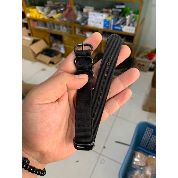 Strap Tali jam tangan Nato Kanvas full hitam 18MM