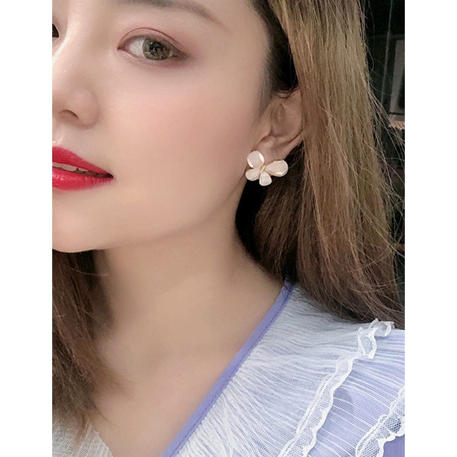 Fashion Big Flower Flower Acrylic Butterfly Alloy Earrings K69694