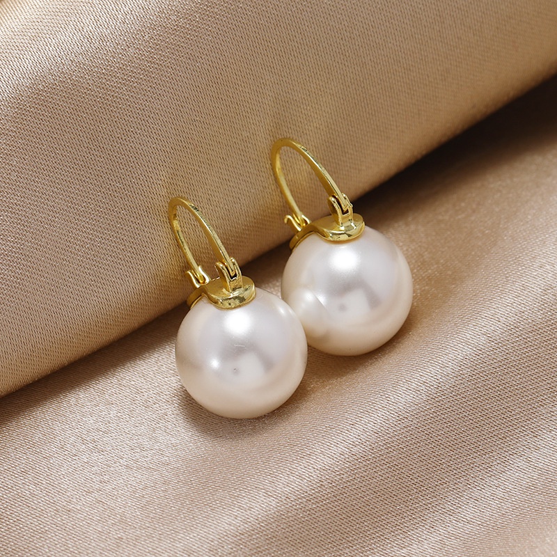 Anting Graziella Akari Pearl Anting Fashion Gaya Elegan