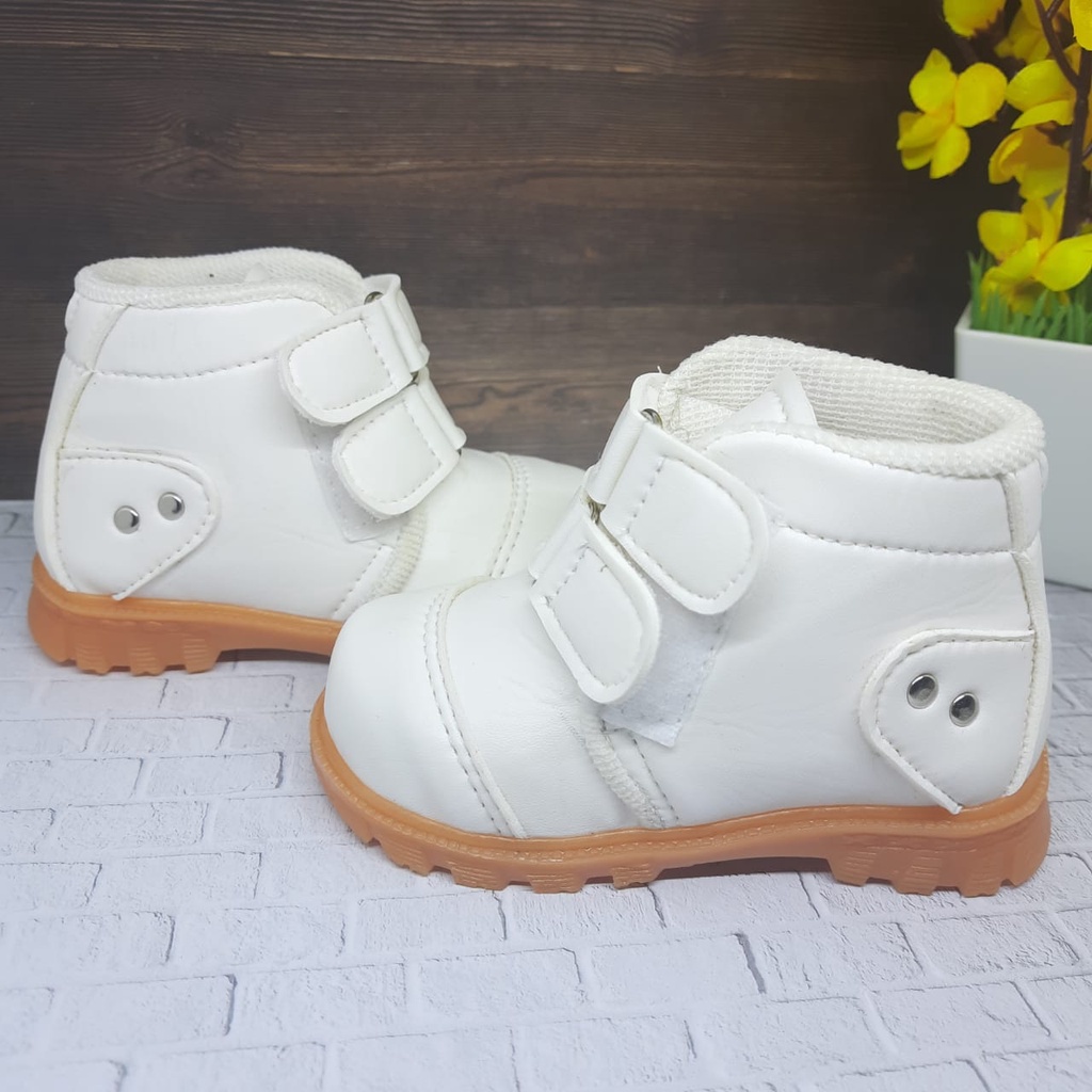 mandirishoestore-SEPATU BOOT ANAK 1-3 TAHUN BAY04