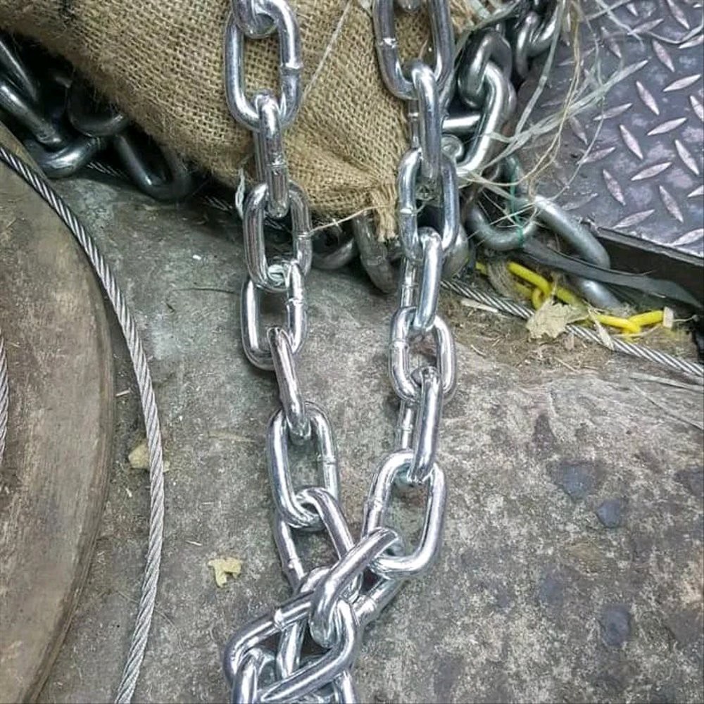 Rantai Besi 10 mm meteran