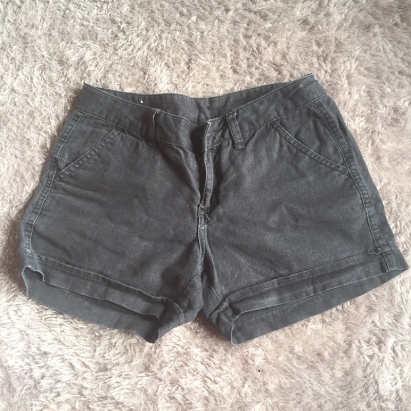 Celana Pendek Giordano