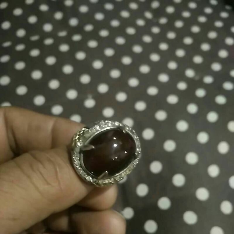 junjung derajat merah