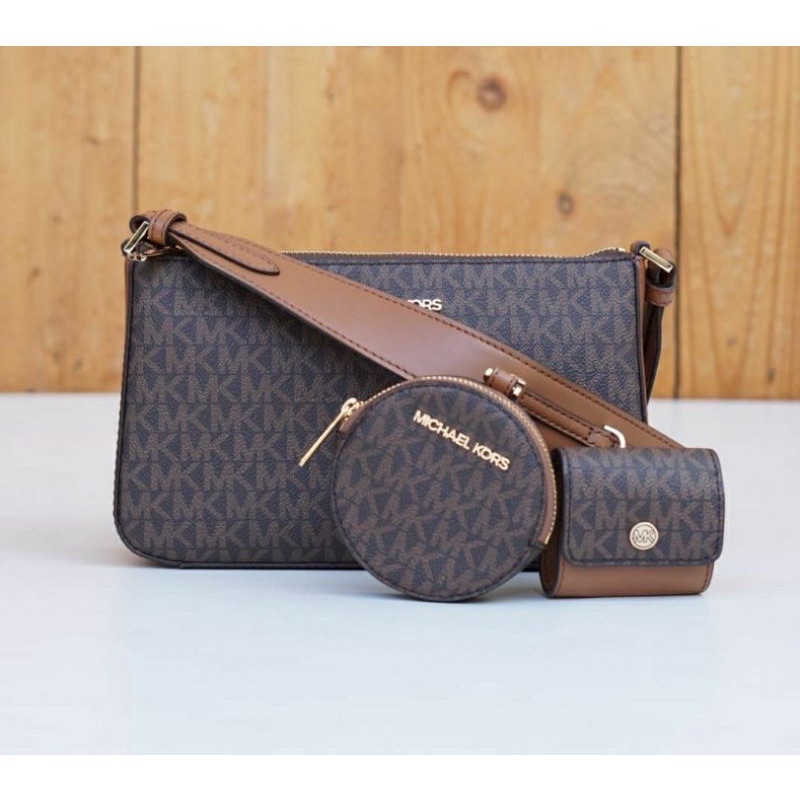 [ORIGINAL 100%] MICHAEL KORS JET SET TRAVEL LOGO SHOULDER BAG WITH POUCHES