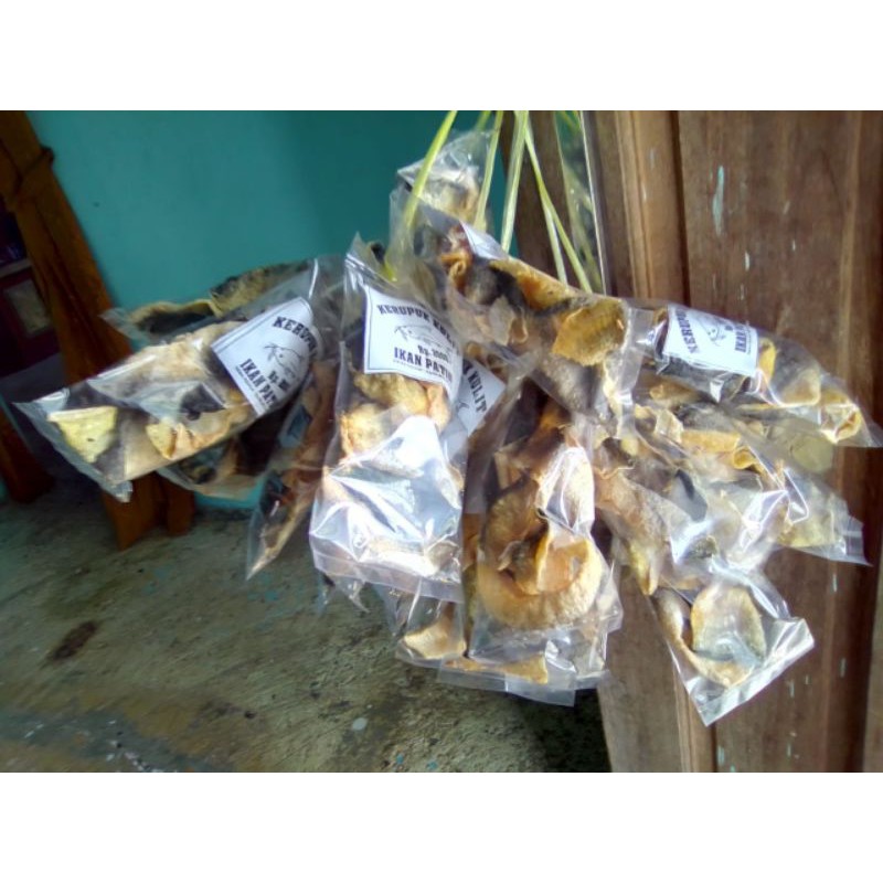 

KERUPUK KULIT IKAN PATIN