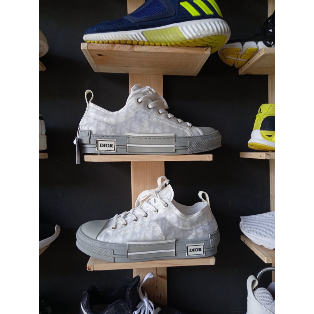 Sepatu Dior Second Original