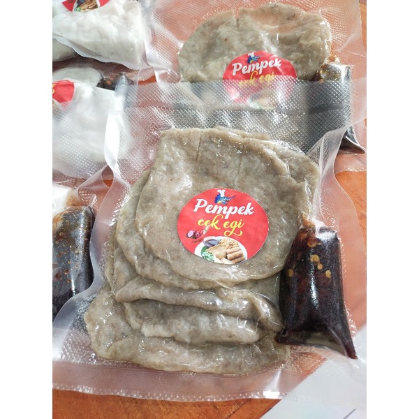 

pempek kulit crispy cek egi