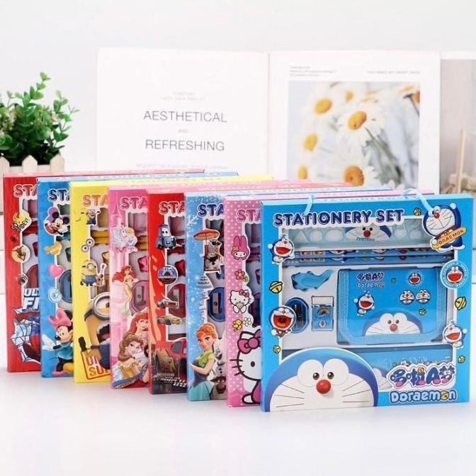 

SET STATIONERY FREE DOMPET / SET ALAT TULIS SEKOLAH FREE NOTE BOOK