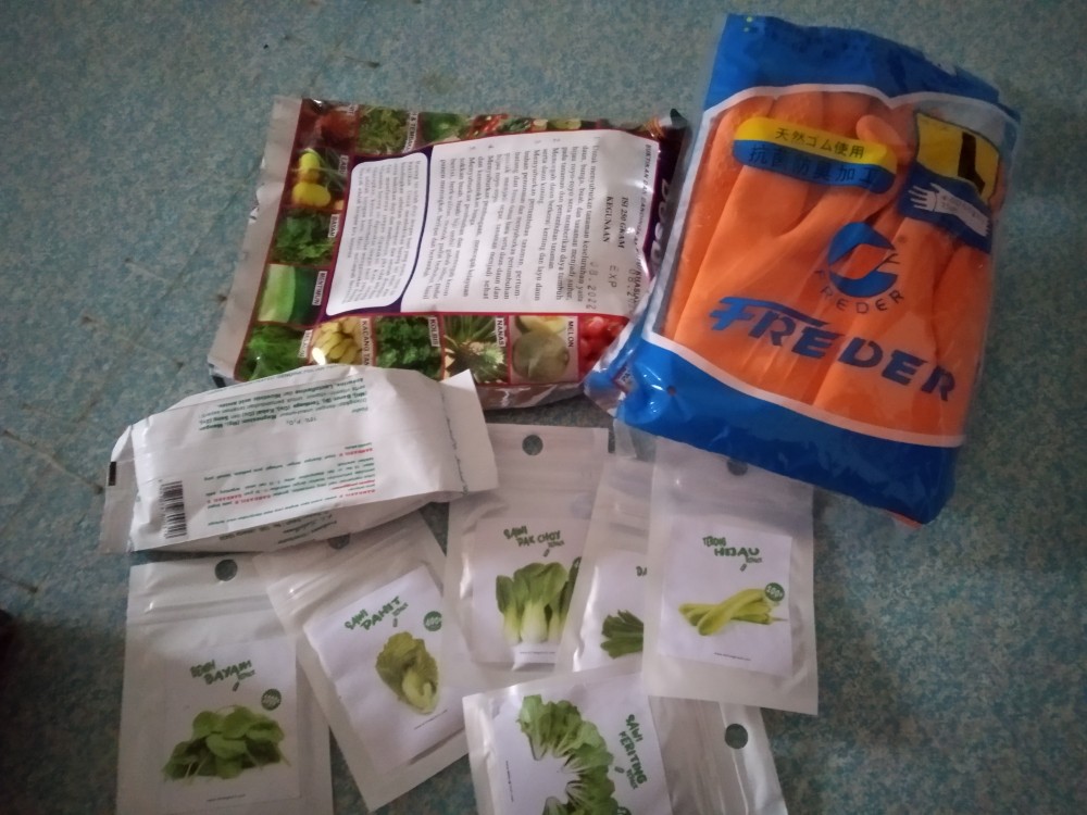 Benih Bayam Kemasan Repack Isi Ratusan Kemasan Zip Lock