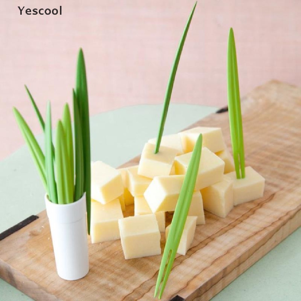 Yescool 10PCS Garpu Buah / Dessert / Salad Bentuk Nanas / Kaktus / Daun Bahan Bambu