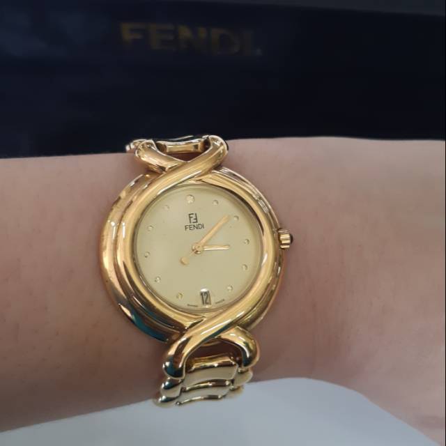 fendi mother of pearl watch