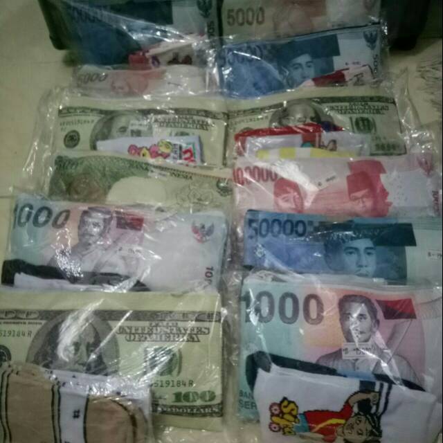 

Tempat pensil uniq