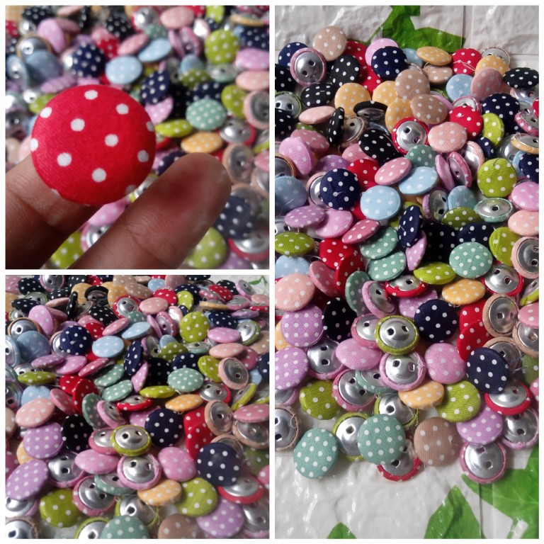 Fabric Button Kancing Bungkus Polka 2cm per 100 pcs