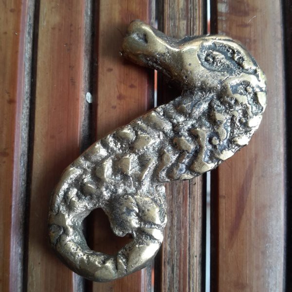 TERLARIS Barang Antik Pusaka Kanil Kuda Laut Kuningan Koleksi Legend