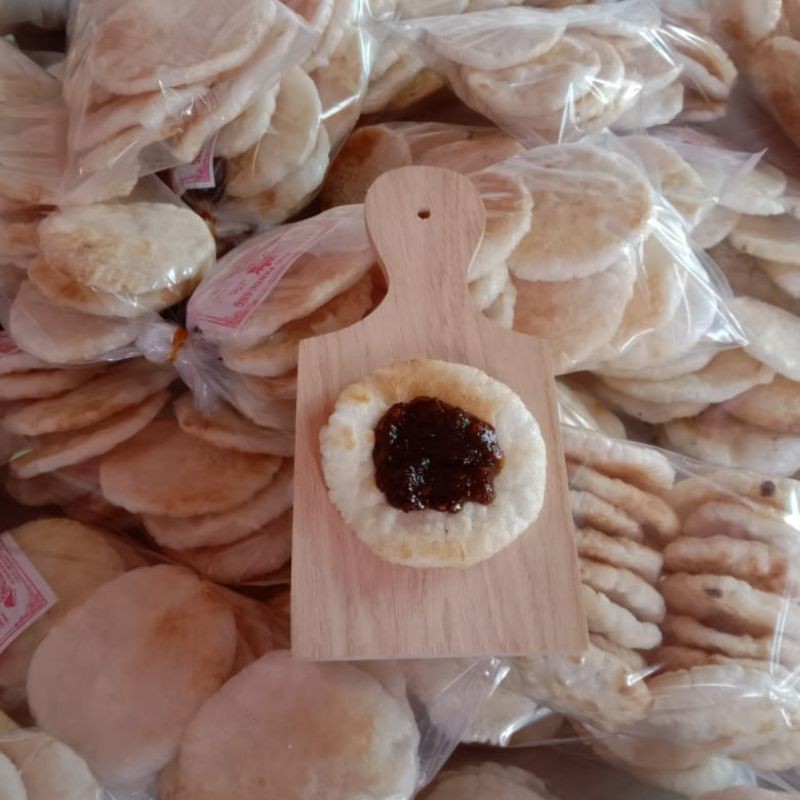 

kemplang panggang bantet isi 25