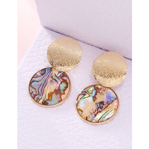 LRC Anting Tusuk Fashion Golden Shell Alloy Earrings A61241