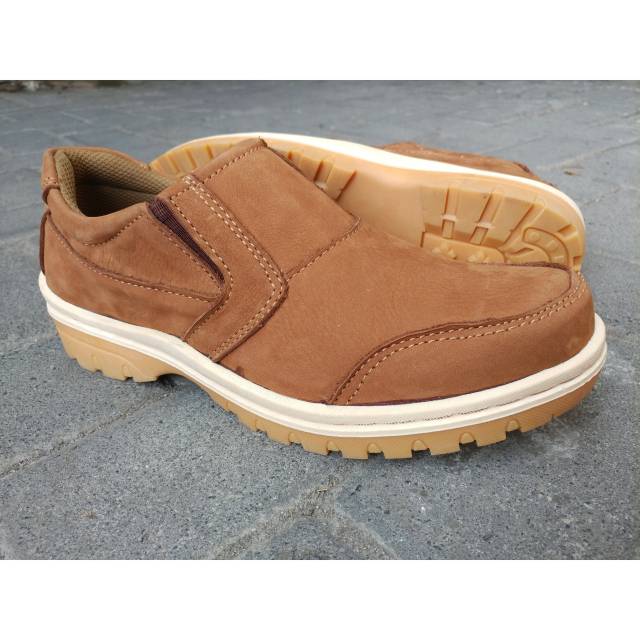 Sepatu Casual Kasual Pria Bahan Kulit Asli Murah