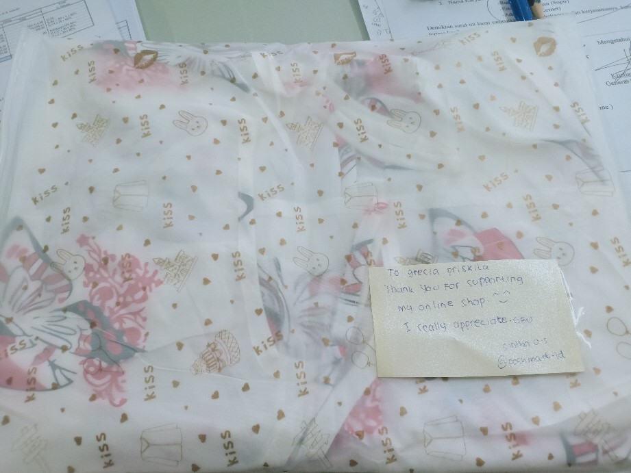 Pakaian Tidur Mice Grey & Butterfly White