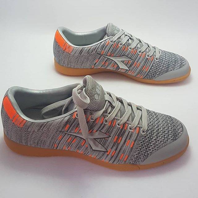 SEPATU FUTSAL DIADORA DEKKER