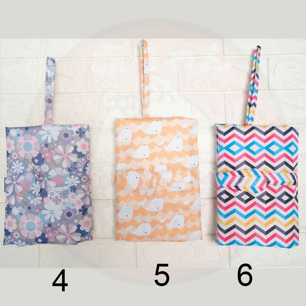 Perlak Bayi Waterproof Model Dompet Lipat PERLAK LIPAT TRAVEL diaper changing clutch Motif Cantik alas ompol bisa dilipat praktis
