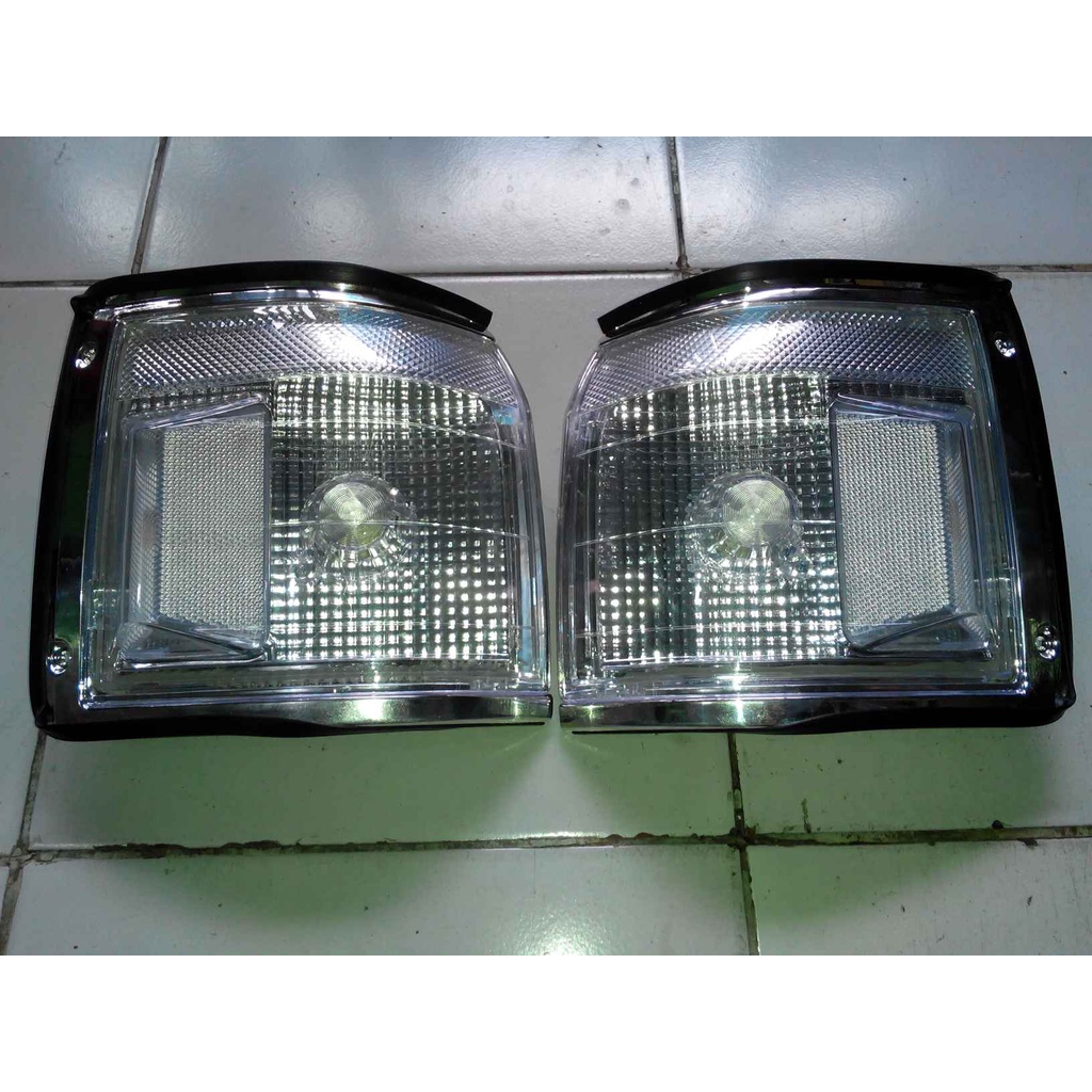 Lampu Sein Kijang Grand Kristal