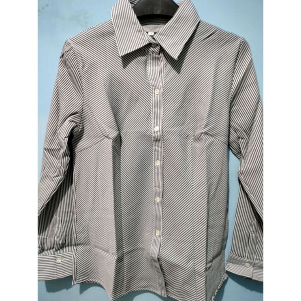 Kemeja stripe Theoria