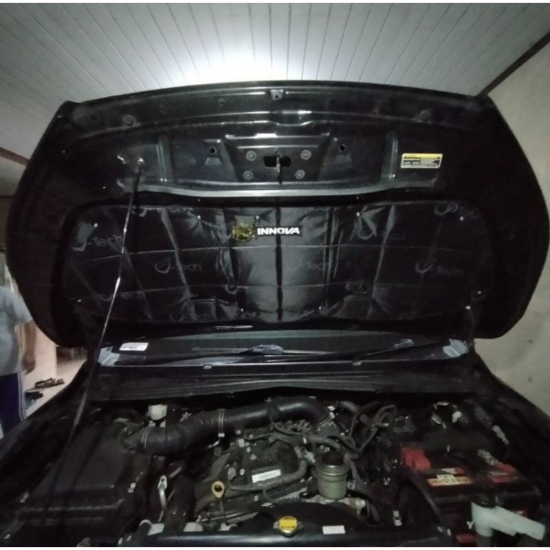 Innova Reborn 2020 Peredam Ekslusive Kap Mesin Mobil