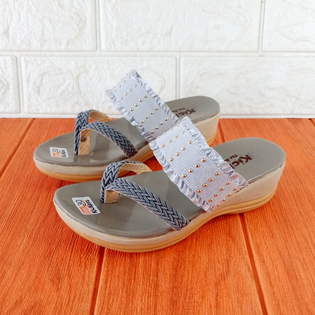 Kickers RF Renda 01 Sandal Anak Perempuan Jepit Wedges Hak 5cm Size 26-35