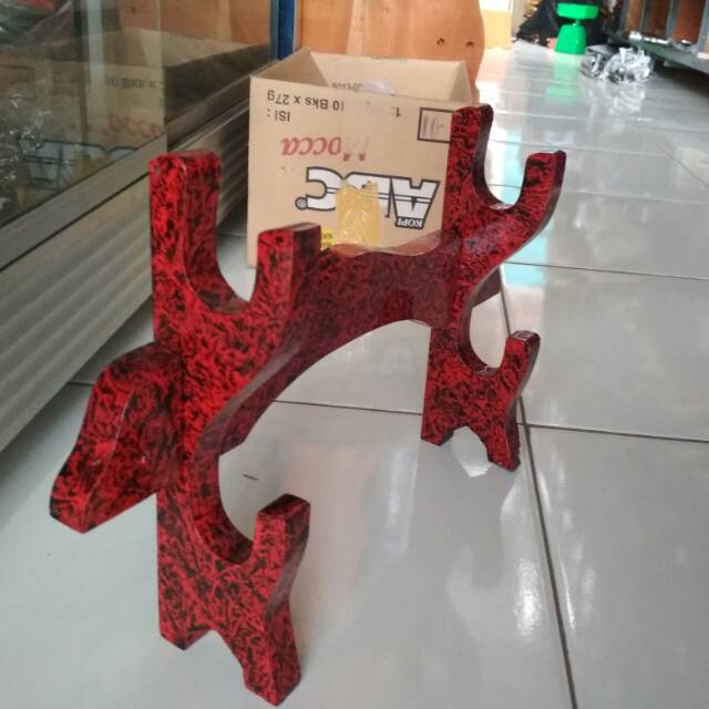 (COD) TATAKAN PAJANGAN KATANA, GOLOK, PEDANG 2 TINGKAT