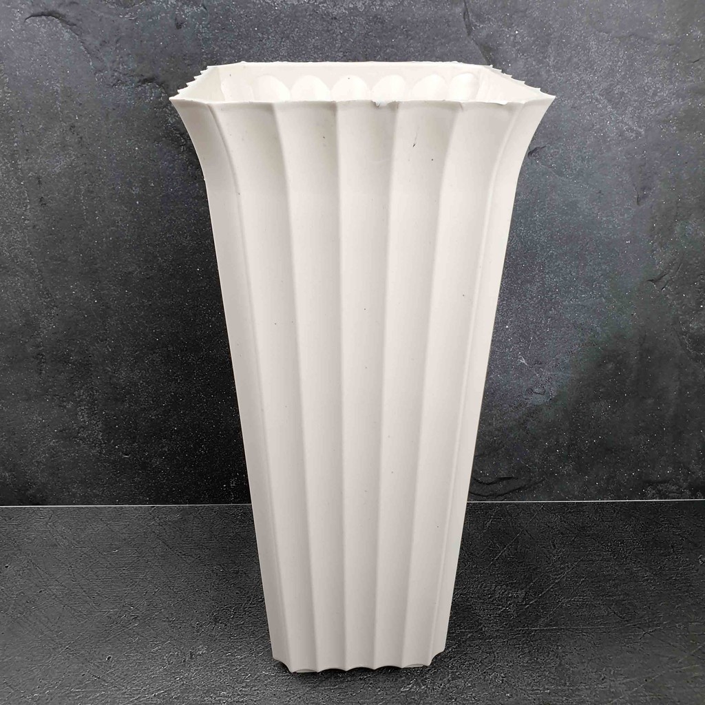 VAS BUNGA PLASTIK TINGGI 35.5 cm/ POT BUNGA PLASTIK/ Vas Pita Kerut