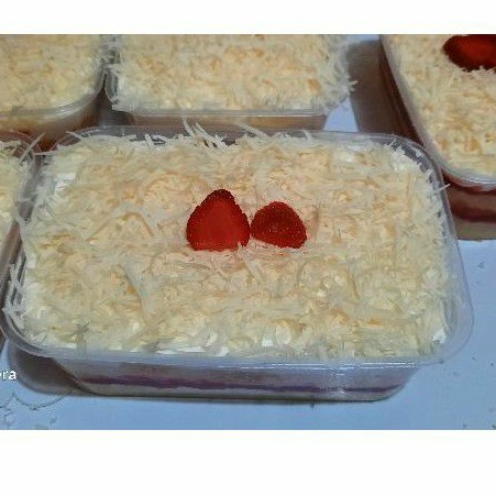 

DAPUR HALWAH CHEESECAKE DESSERT BOX