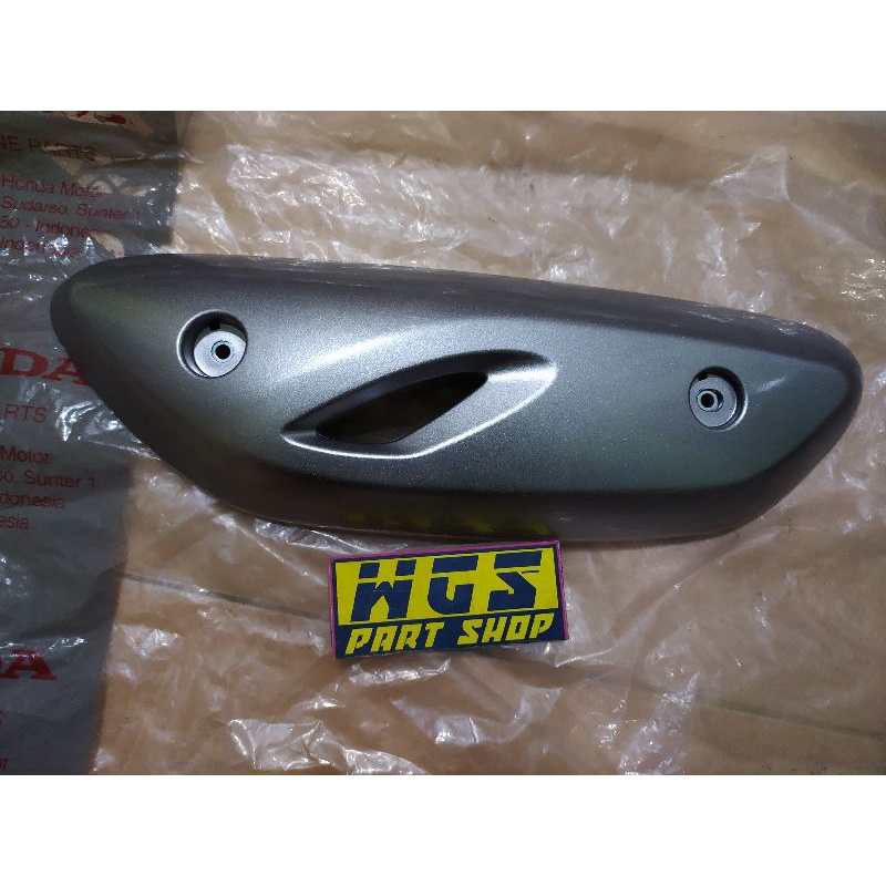 Tameng Knalpot Cover tutup knalpot silver Scoopy 2021 2022 Original