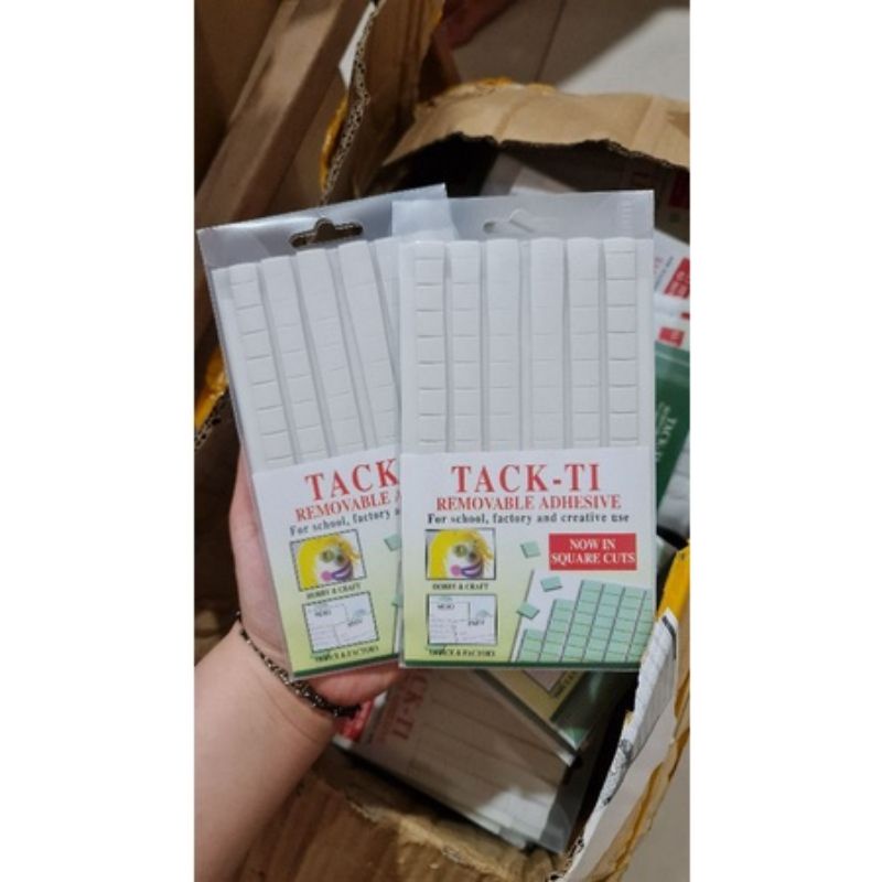 TACK TI REMOVABLE ADHESIVE / PEREKAT STANDING NAIL