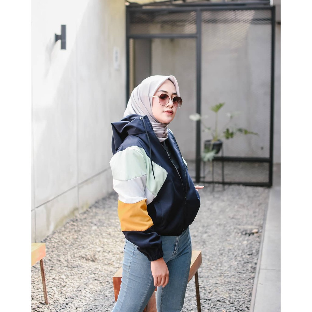 Emily Jaket Hoodie Wanita 3 Tone