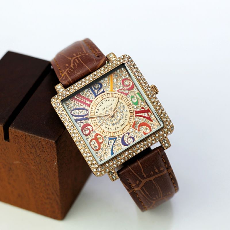 FRANCK MULLER Jam Tangan Wanita Analog Leather Strap 36mm