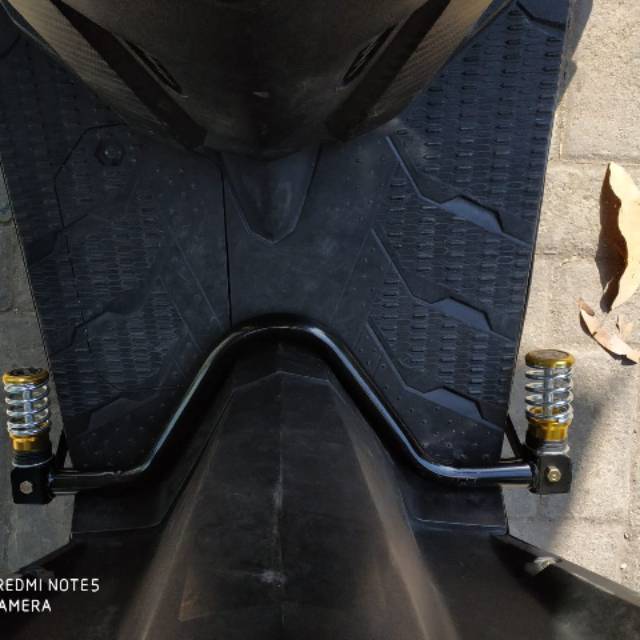 PIJAKAN KAKI MOTOR MATIC