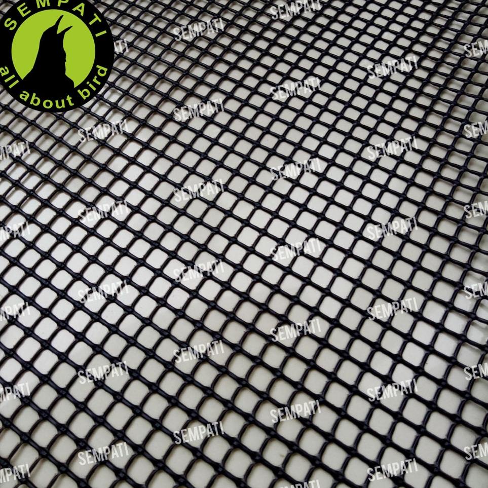 [KODE GDY77] KAWAT JARING PLASTIK HDPE BENTUK KOTAK / ALAS ANAKAN BURUNG SEMPATI ALAS KANDANG AYAM K