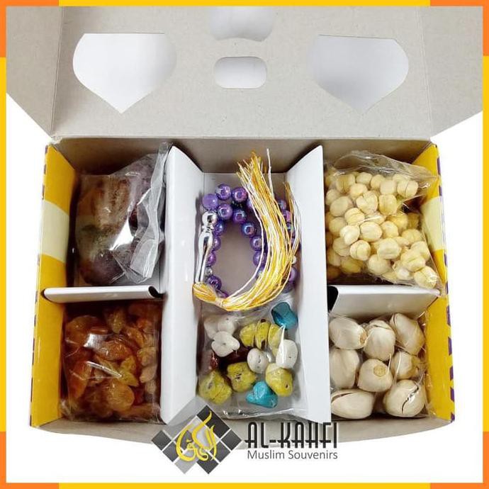 

Kualitas Terbaik Paket Oleholeh Haji 9 Kurma Kismis Fustuk Kacang Arab Cokelat Kerikil