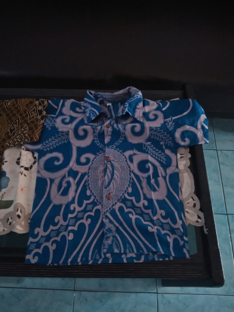 Kemeja Batik Anak / Batik Solo Anak Lengan Pendek. Bahan Katun, 1 S/d 5 Tahun.