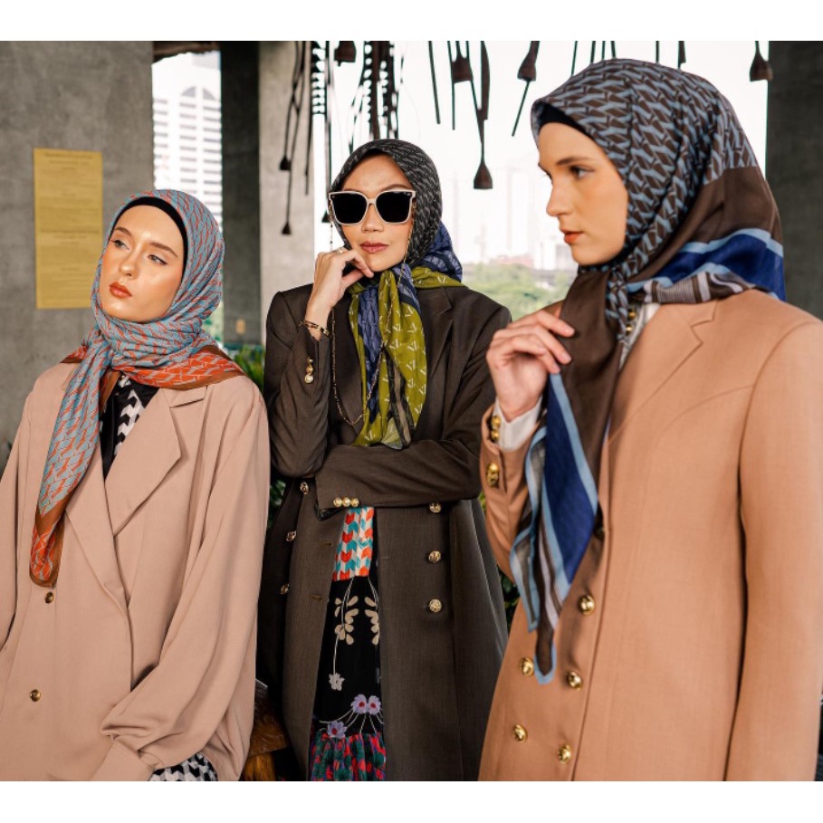 NEW D Stripe Scarf by VIVI ZUBEDI #TheLuxuryJourneyVZxDssaaksss