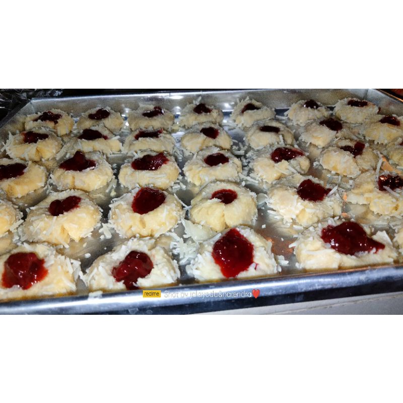 

thrumprint strawberry